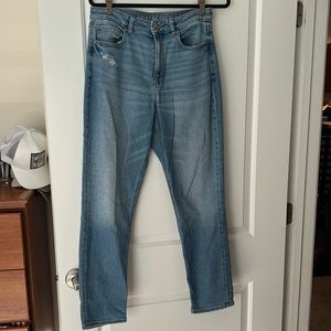 American Eagle Mom Jean